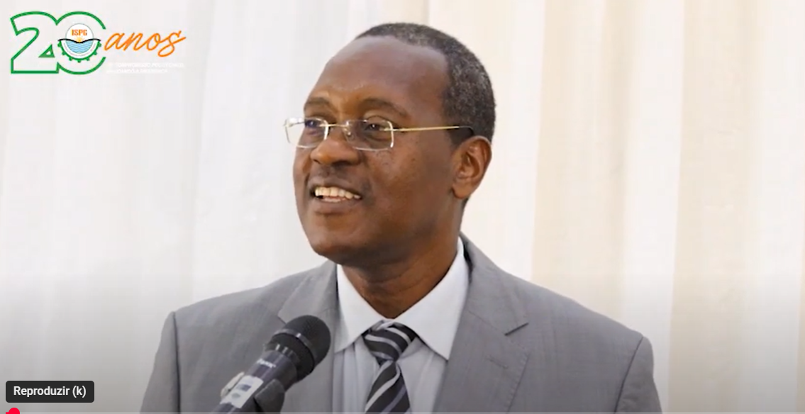 LANÇAMENTO DAS COMERAÇÕES DOS 20 ANOS DA CRIAÇÃO DO ISPG COM PROF DOUTOR ARLINDO CHILUNDO